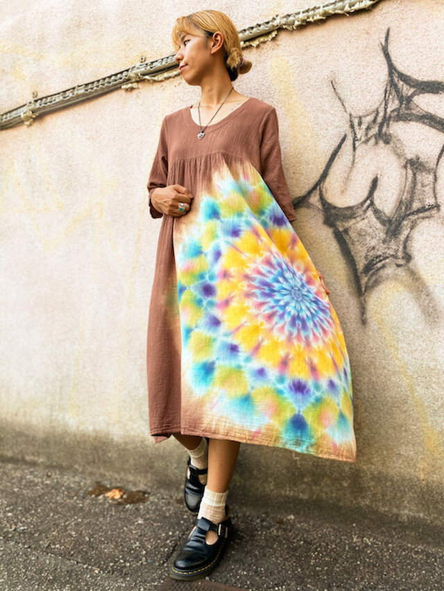 ハンサム染め最新作！！定番ロングワンピース！手染め独特の優しいブラウンに幻想的に広がる大曼荼羅☆ HD12－13