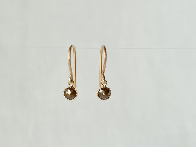 願い事のフックピアス Mahoganyの画像1枚目