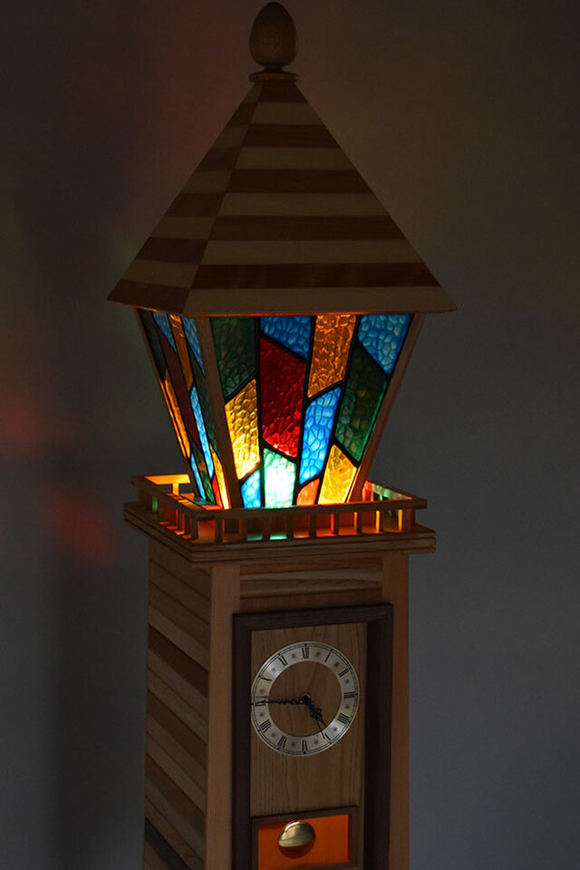 街を照らす時計塔Ⅱ 時計台 振り子時計 ランプ iichi 日々の暮らしを心地よくするハンドメイドやアンティークのマーケットプレイス