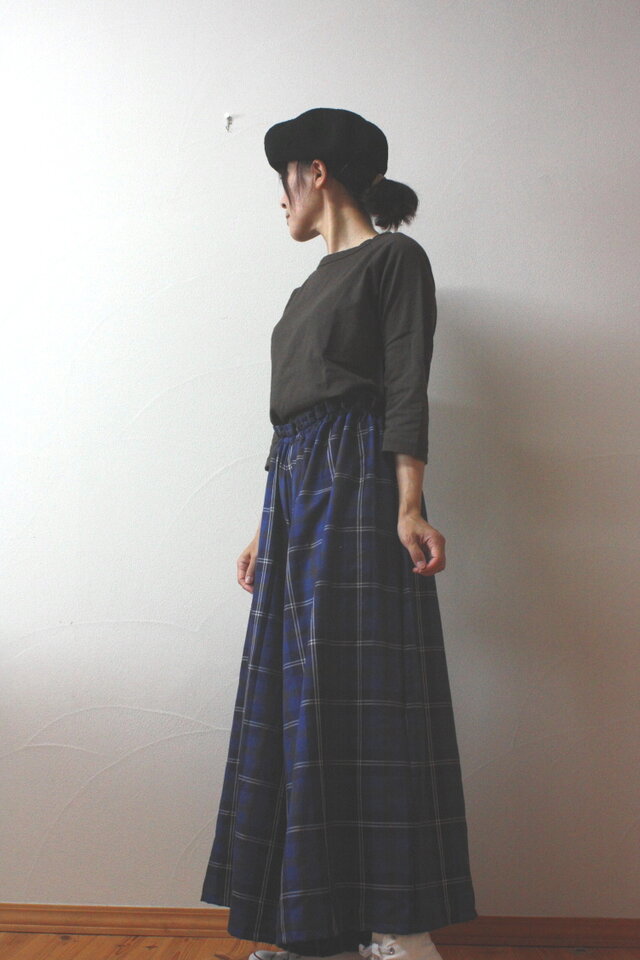 秋色　チェック柄　ワイドフレアーパンツ