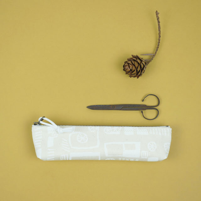 pouch 185G アイボリー×白の画像1枚目