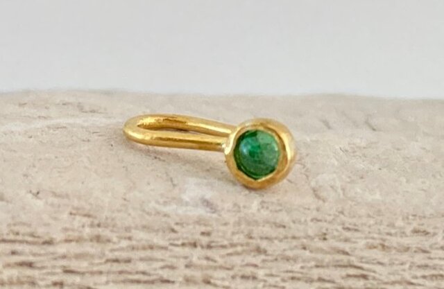 ◇天然エメラルド 純金クリップピアス◇K24 Pure Gold+Natural