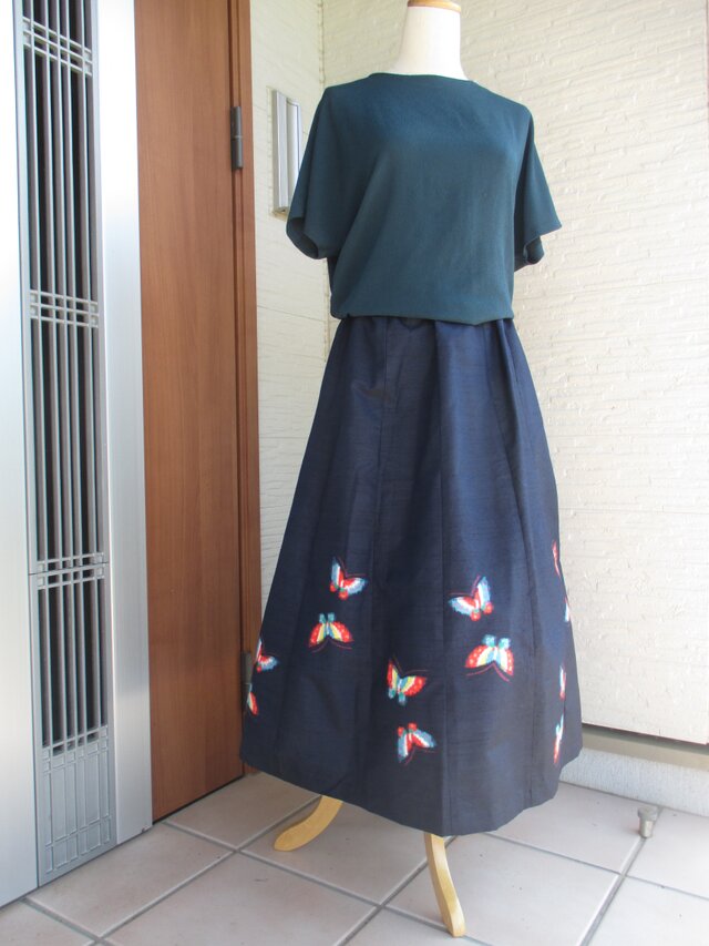 着物リメイク かわいい柄のフレアー スカート 値引き価格ですの画像1枚目
