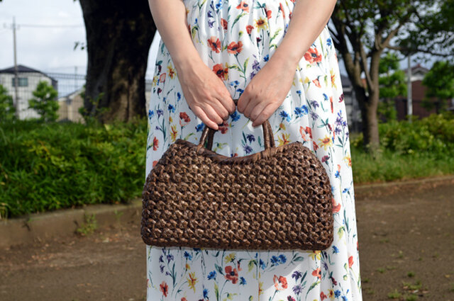 胡桃ポシェット かご サコッシュ 花編み 花結び 山葡萄好きな方にも