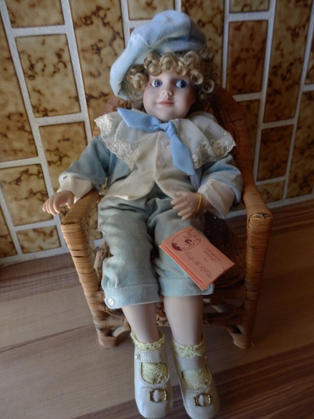 可愛いお顔の男の子ドールと２セットのドレス 籐椅子付き Iichi ハンドメイド クラフト作品 手仕事品の通販