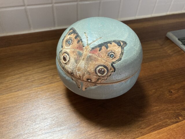 蝶の陶箱 patrinia 様オーダーの画像1枚目