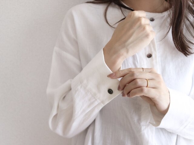コットンリネンのシャツ ホワイト No.134 | iichi ハンドメイド・クラフト作品・手仕事品の通販