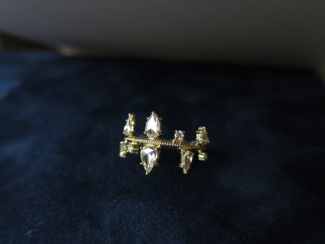 K18 Tiara Ringの画像1枚目