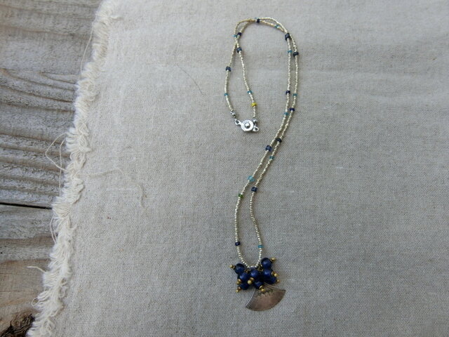 あちこちのトライバルなネックレス＠トゥアレグ族のチャームと