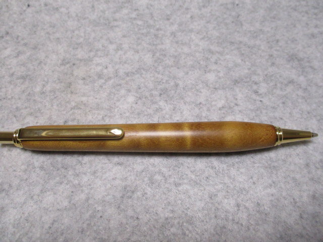 御蔵島桑 金桑 キヌカ仕上げ ワンピースタイプのシャープペンシル 0 5ミリ Iichi ハンドメイド クラフト作品 手仕事品の通販