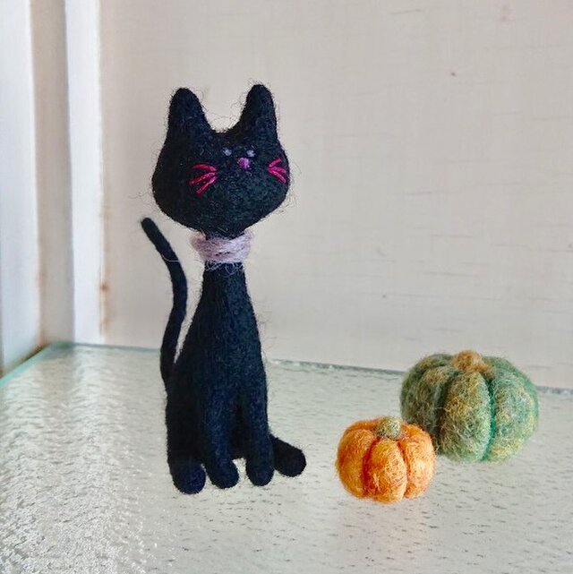 羊毛フェルト。黒猫。ハロウィン。