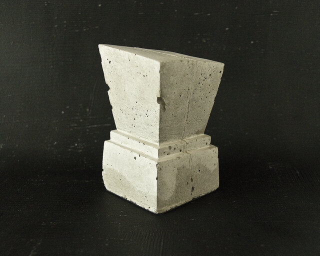 ブックエンド(trapezoid)No color コンクリートの画像1枚目