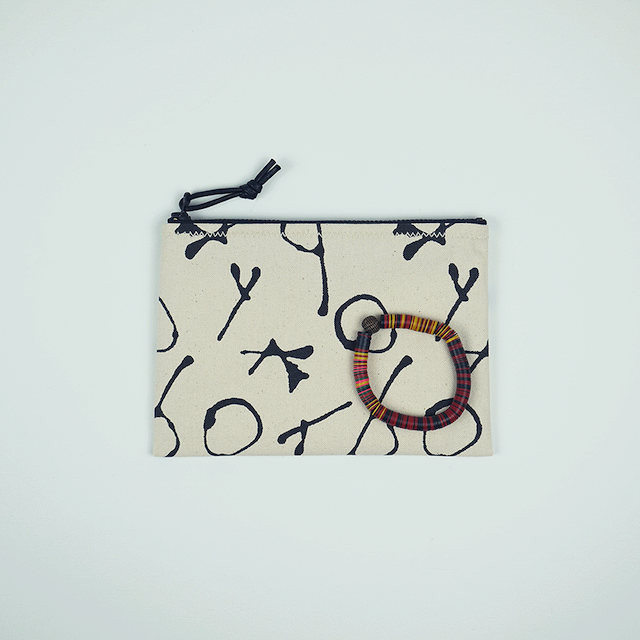pouch 155F アイボリー×黒の画像1枚目
