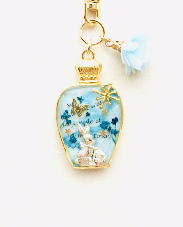 香水瓶キーホルダー ｳｻｷﾞ（涼吹雪）