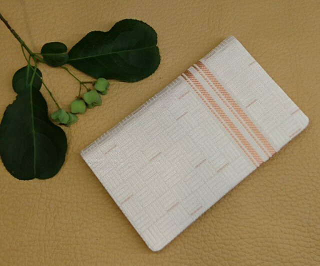 絹織物西陣織名刺 カード入れ 白地縦線ピンク 中地ピンク Iichi ハンドメイド クラフト作品 手仕事品の通販