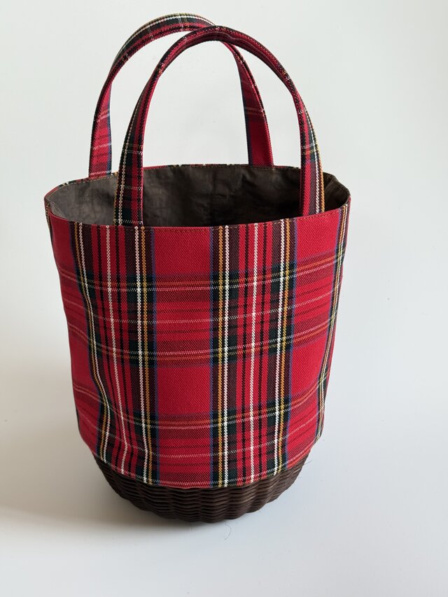 再販:赤系タータンチェックのかごバッグ