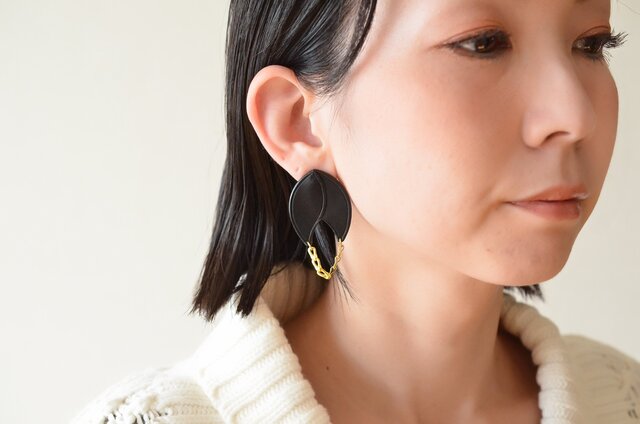 【レザーピアス/イヤリング】 Balloon〝black〟の画像1枚目