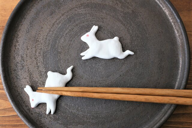 白うさぎのお箸置きの画像1枚目