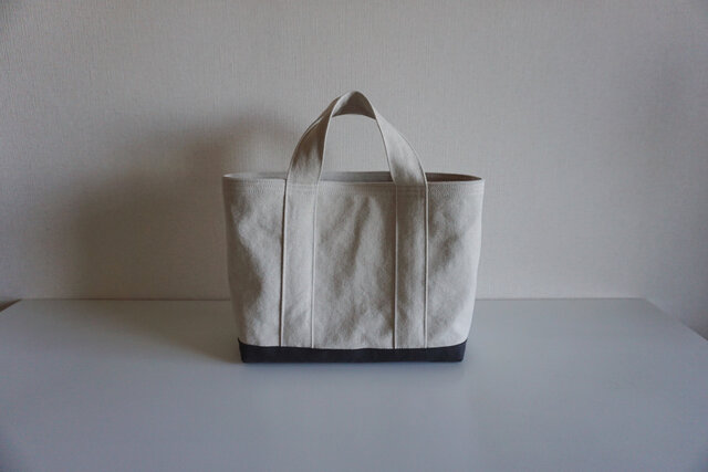 TOTE BAG -bicolor- (M) / ecru × graybrownの画像1枚目
