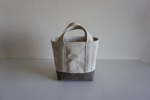 TOTE BAG -bicolor- (S) / ecru × smokybrownの画像1枚目