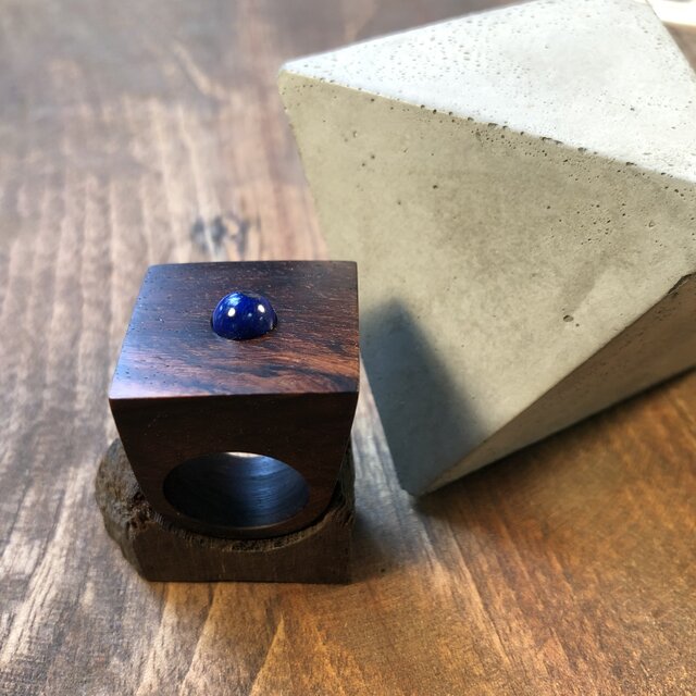 Precious stone ring】Lapis lazuli ラピスラズリ １０号 木の指輪