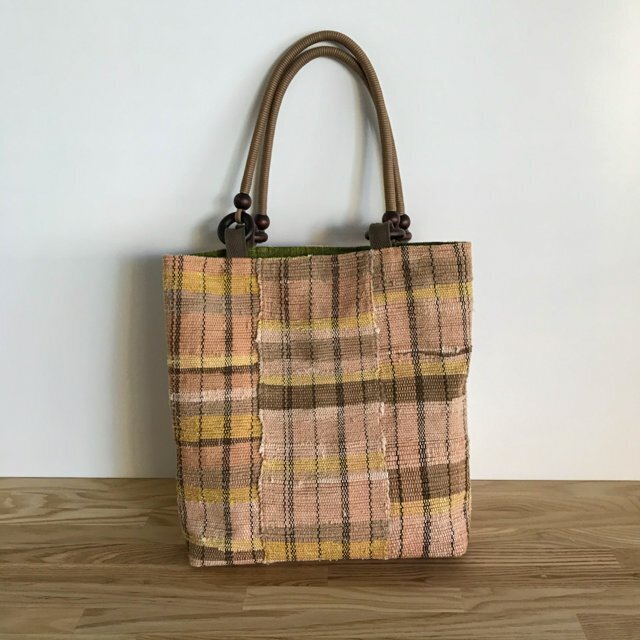 【一点物】手織り（裂き織り）のマチ付きパッチワークバッグ・茶【ギフトにもおすすめ】