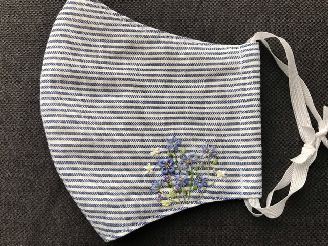 ワンポイント刺繍立体マスク100 | iichi 日々の暮らしを心地よく