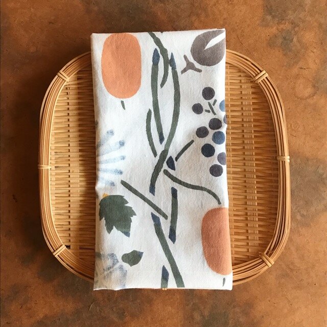 ベンガラ泥染・藍錠染め手ぬぐい 秋の藪の中の画像1枚目