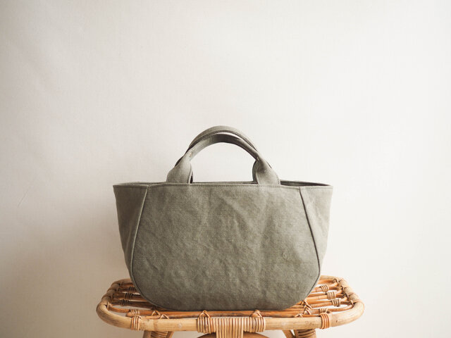 *受注制作*【MILITARY TWILL】蓋付き丸トートM (モスグリーン)の画像1枚目