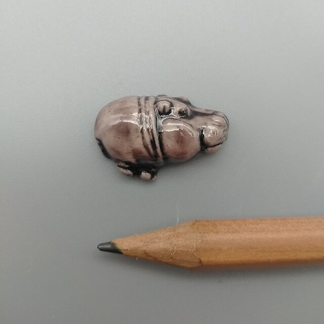 動物石 カバ(紫色)の画像1枚目