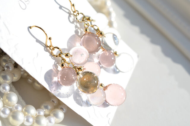 Champagne pink gold ballアシンメトリーピアス&イヤリングの画像1枚目