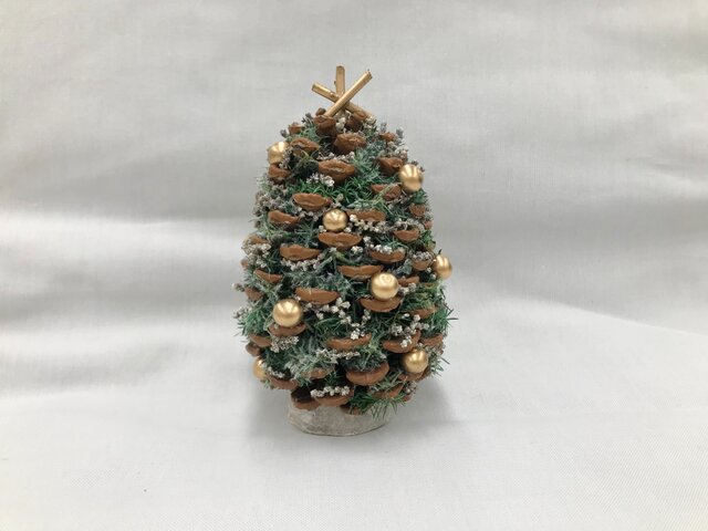 松ぼっくりツリー(M) | iichi 日々の暮らしを心地よくするハンドメイド