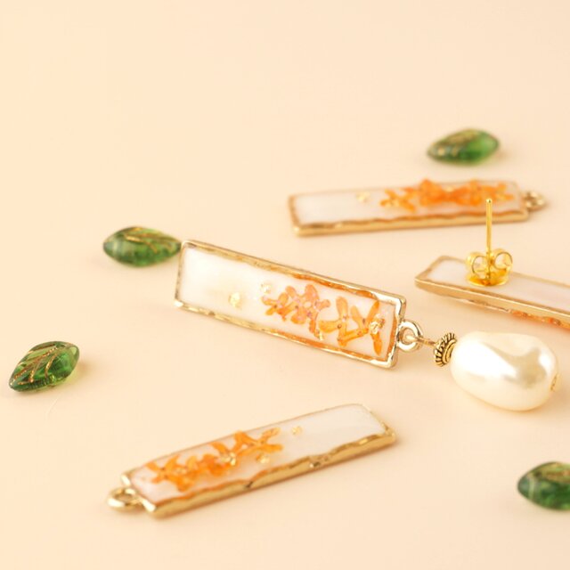 花レジンとパール(金木犀) ピアス&イヤリングの画像1枚目