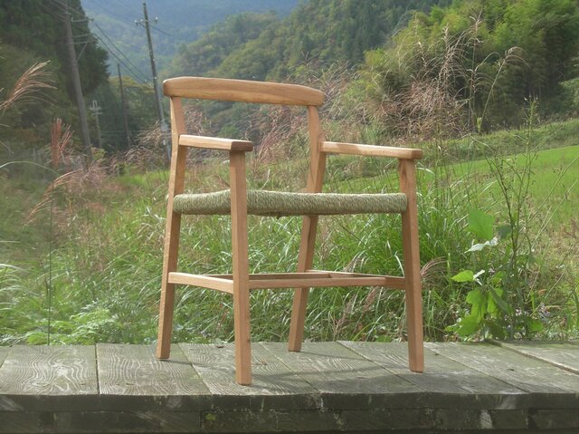 コナラの里山チェアの画像1枚目