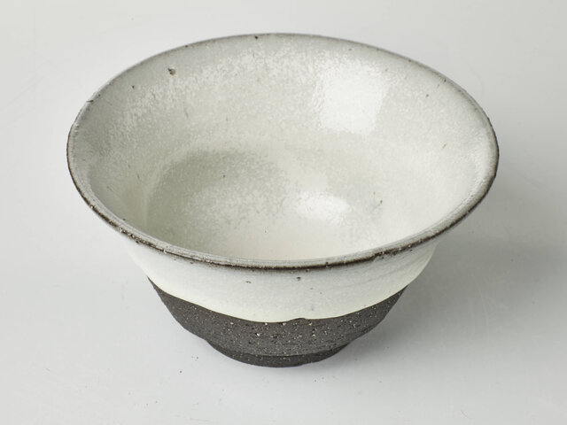 茶碗 その67 雪灰の画像1枚目
