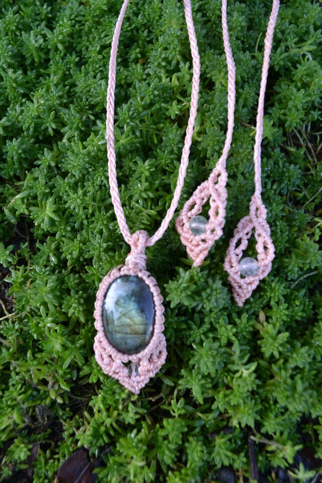 ラブラドライトマクラメペンダントネックレスlabb004 | iichi 日々の