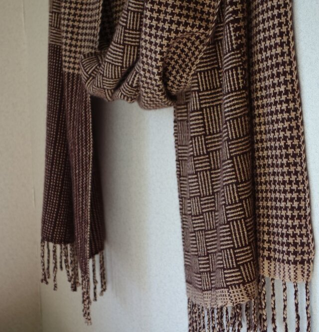 手織りカシミアストール・・バーブシュカ（カカオニブ）