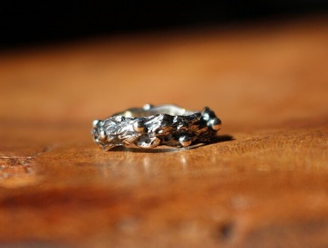 シルバーリング　一点物　7号 シルバーリング「水流」7号サイズ【HR101】 | iichi 日々の暮らしを