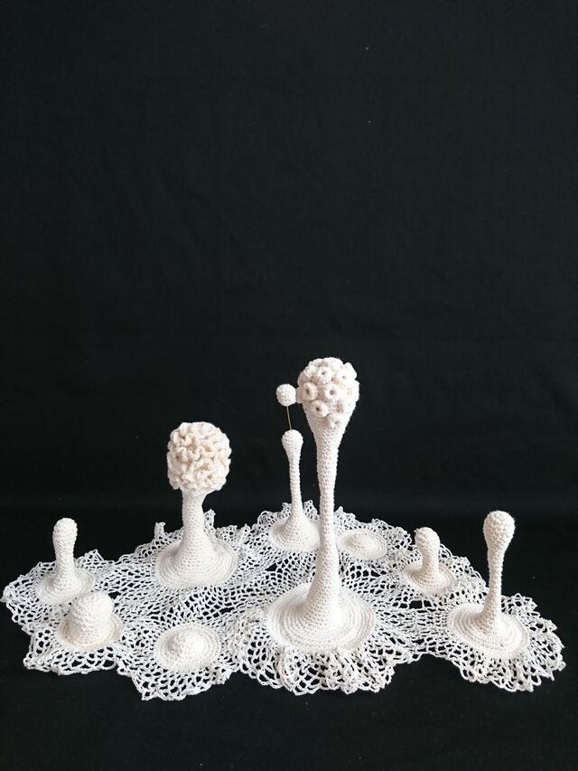 10.手編みの立体オブジェ