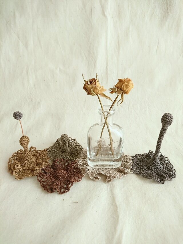 19.レース編みの立体オブジェa〈アースカラーMix〉