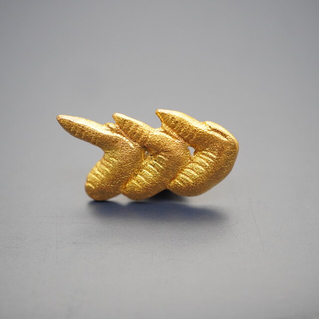 魚じゃないけど名古屋人大好き‼【手羽先】釣好き、お魚好きの心をくすぐるピンズ（全22種類）