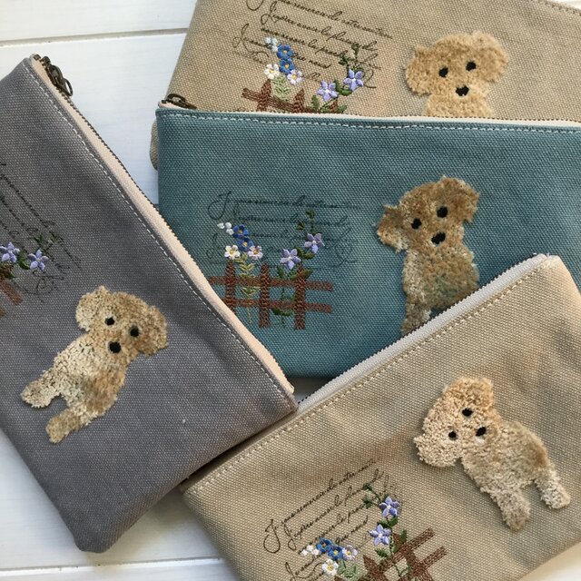 大きめマルチポーチ フワリ刺繍トイプー 8号バイオウォッシュ帆布の画像1枚目