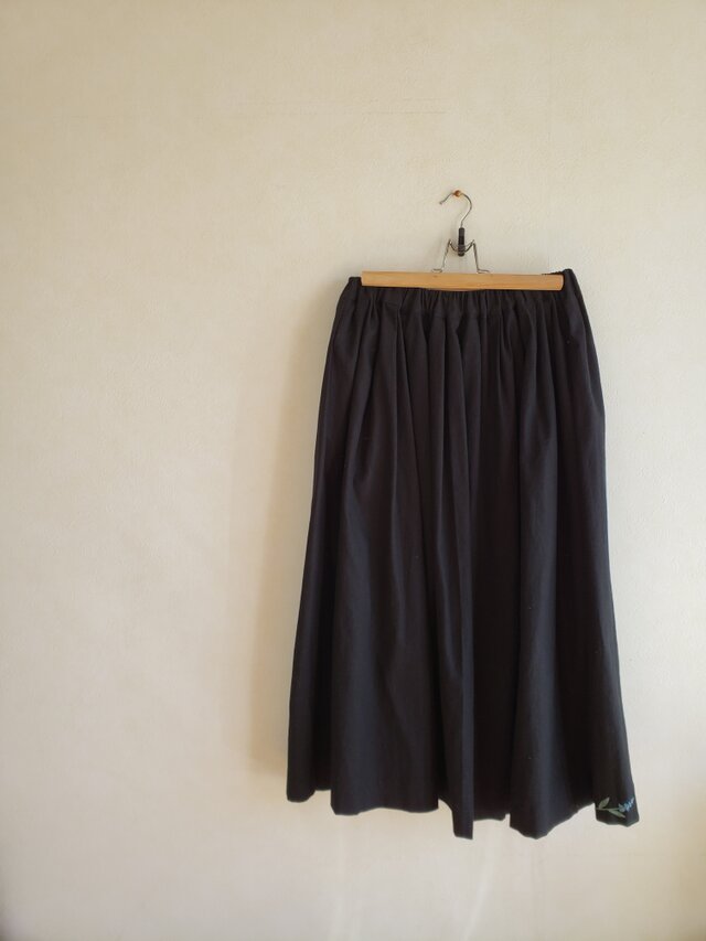 刺繍入りギャザースカート(送料込)の画像1枚目