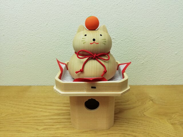 ハンドメイド　木目込み人形　鏡餅　緑系唐松模様の三宝 ハンドメイド 木目込み人形 鏡餅 緑系唐松模様の三宝