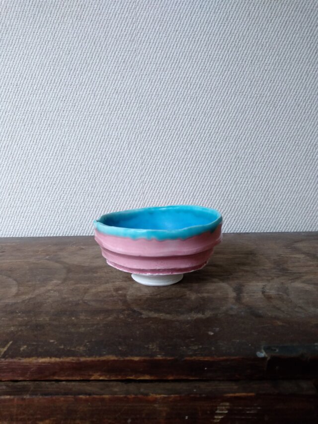 磁器 小鉢の画像1枚目