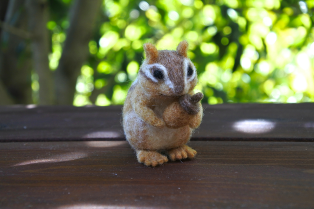 リスさん | iichi 日々の暮らしを心地よくするハンドメイドや