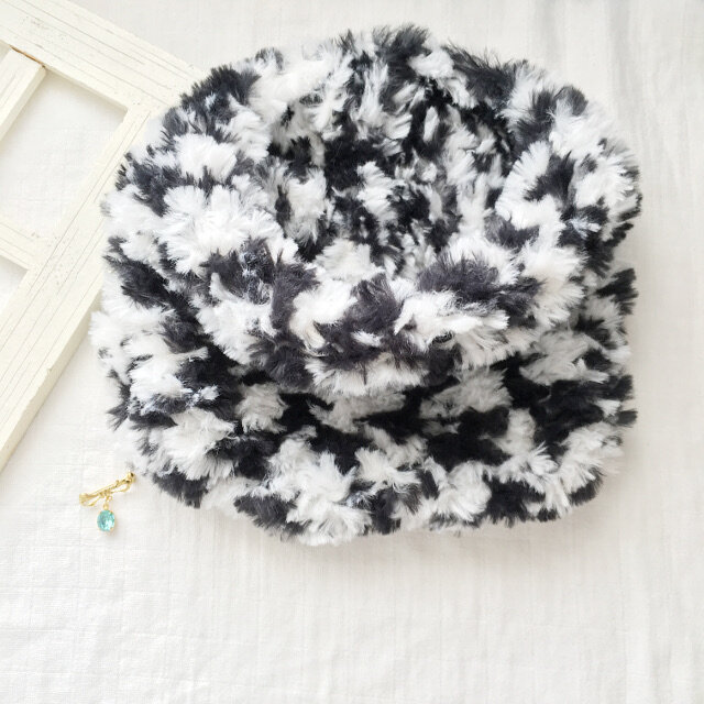 【sale】【cat donation CP送料無料】 エコファー スヌード ネコ 目カラー ブローチ付き B&H