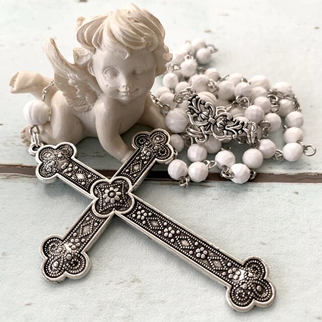 ホワイトオニキスのロザリオ