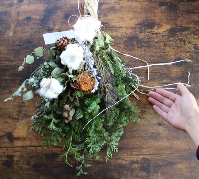 特大クリスマス生スワッグ/生花/特大スワッグ/ドライフラワー 楽天市場】クリスマス スワッグ ツリー セット プリザーブド