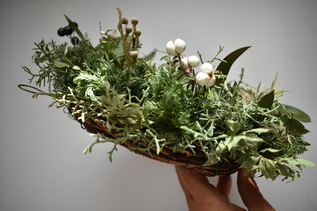 受注製作] 針葉樹の森のリース | iichi 日々の暮らしを心地よくする